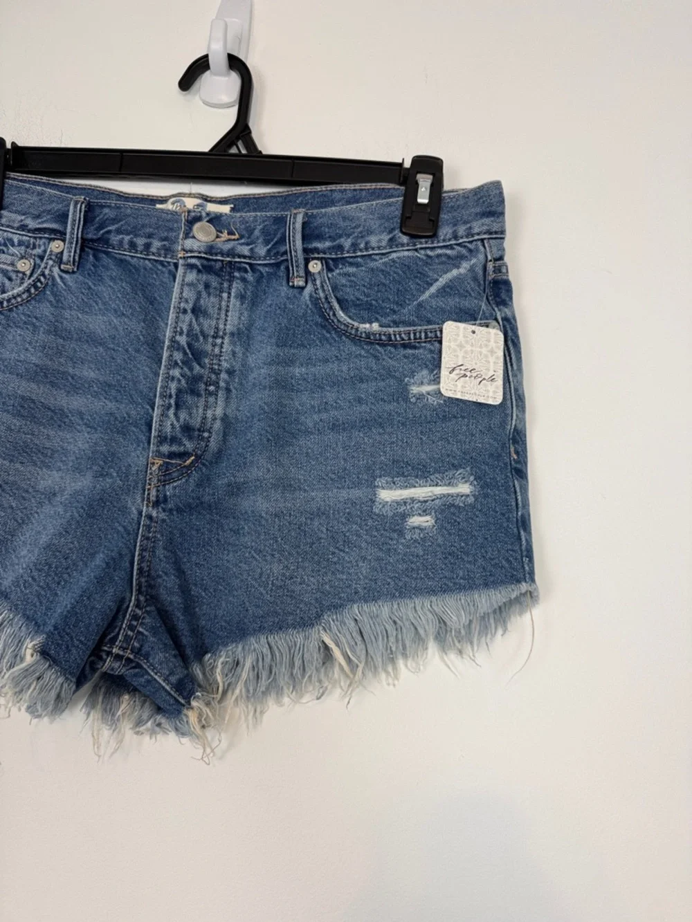 Free People Loving Good Vibrations High-Rise Distressed Shorts. Size 31. NWT.